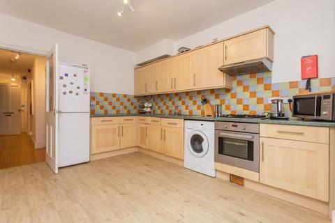 2 bedroom ground floor flat for sale, New Dover Road, Canterbury, CT1