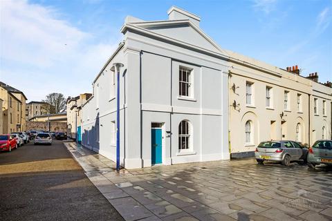 3 bedroom end of terrace house for sale, Adelaide Street, Plymouth PL1