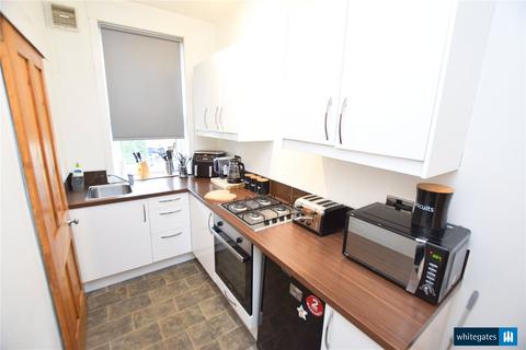 11 Cross Flatts Road, Beeston, Leeds, LS11 7JB