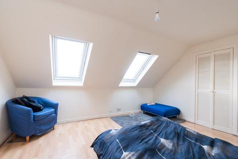 4 bedroom flat for sale, Parkgrove Terrace, Edinburgh EH4