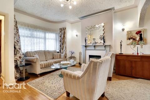 2 bedroom semi-detached bungalow for sale - Kinloch Drive, NW9
