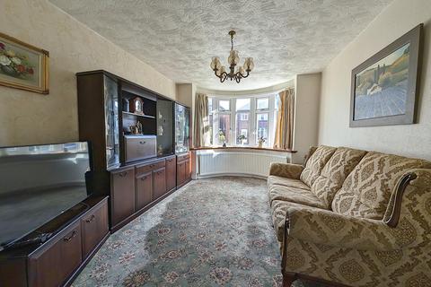 21 Meadow Head Drive, Sheffield, S8 7TQ