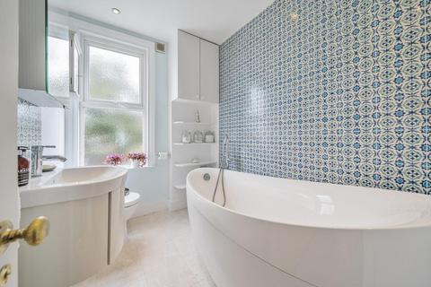 42 Edna Road, Raynes Park, London, SW20 8BT