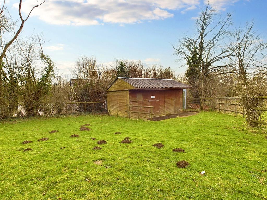 Howle Hill, RossonWye... 2 bed equestrian property for sale £500,000