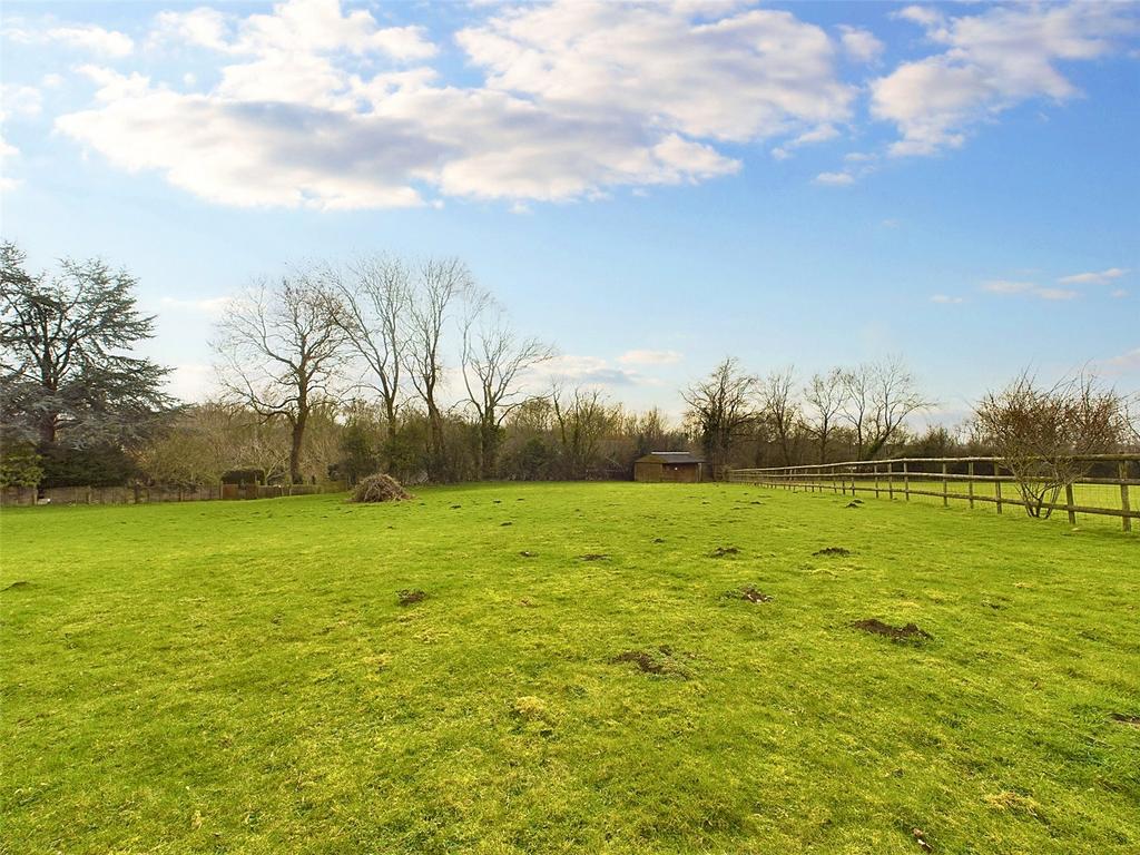 Howle Hill, RossonWye... 2 bed equestrian property for sale £500,000