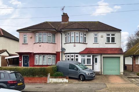 4 bedroom semi-detached house for sale - Chelston Road, Ruislip, Middlesex