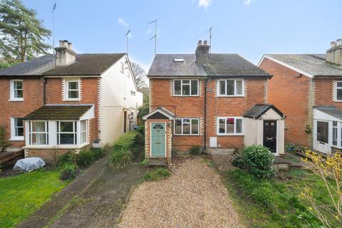3, Pinewood Cottages Anthonys, Woking, GU21 4YE