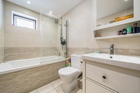 3, Pinewood Cottages Anthonys, Woking, GU21 4YE