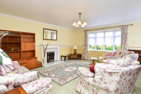 83 Aylesbeare, Shoeburyness, Southend-on-sea, SS3 8AG