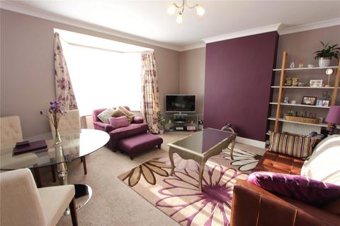 2 bedroom flat for sale, Berry Close, Winchmore Hill, London, N21
