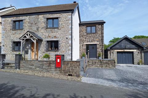 5 bedroom detached house for sale, Cwmfferws Road, Tycroes, Ammanford, Carmarthenshire.
