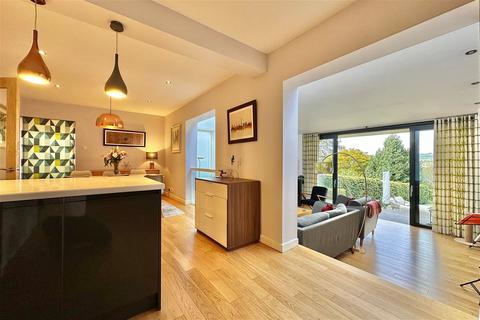 18a Bloomfield Grove, Bath, BA2 2BZ