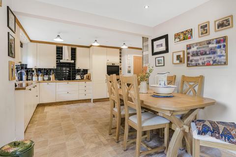5 bedroom detached bungalow for sale, Waterperry, Oxford, OX33