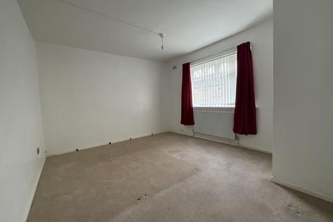 2 bedroom ground floor flat for sale, Tees Road, Hebburn, Tyne and Wear, NE31