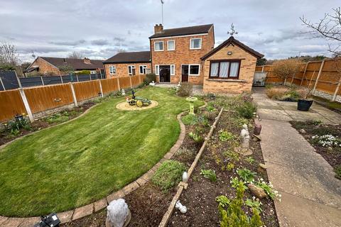 2 bedroom semi-detached house for sale, Osprey Close, Winshill, Burton-on-Trent, DE15