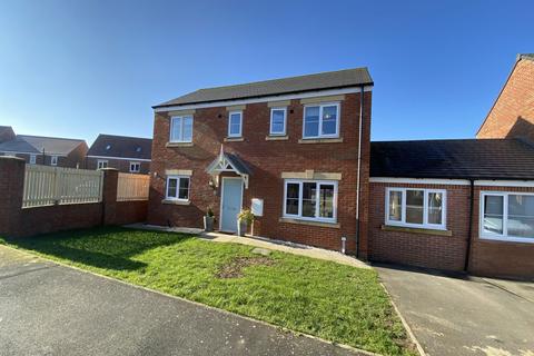 4 bedroom property for sale, Sandringham Way, Newfield, Chester Le Street, Durham, DH2 2FE