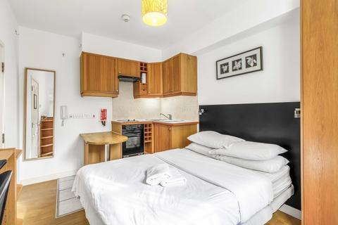 Studio to rent, Mabledon Place London WC1H