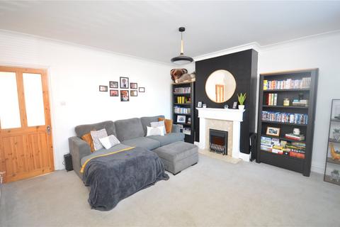 3 bedroom semi-detached house for sale - Marsden Avenue, Leeds