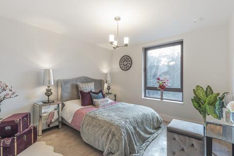1 bedroom flat for sale, Marsh Road, Pinner HA5