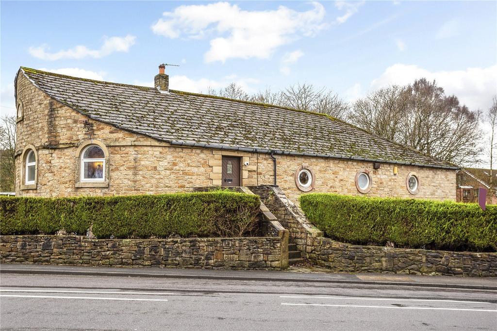 Strines Road, Marple, Stockport, Cheshire, SK6 4 bed detached house for