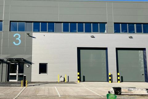 Industrial unit to rent, Chesham HP5