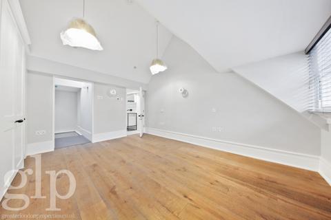 2 bedroom flat to rent, Monmouth Street, WC2H