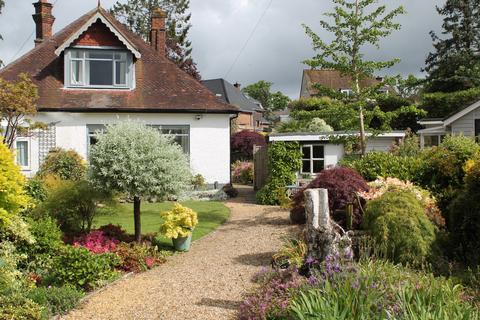 3 bedroom semi-detached bungalow for sale, Bassett Green Village, Southampton