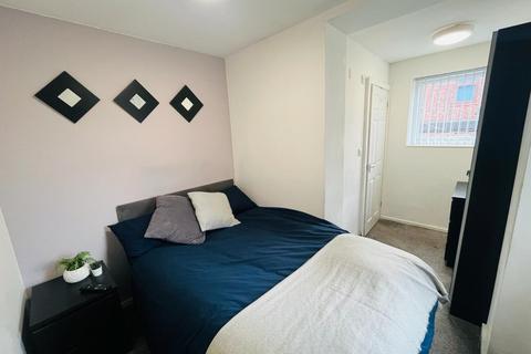 6 bedroom house share to rent - Barnsley Street , Wigan,