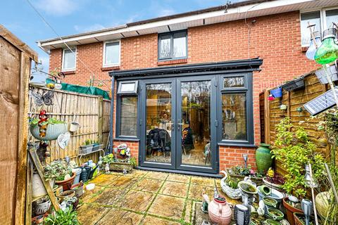 2 bedroom terraced house for sale - St Annes, Bristol BS4