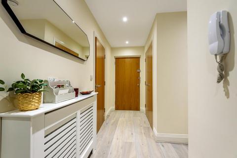 2 bedroom flat for sale, Slough,  Berkshire,  SL1