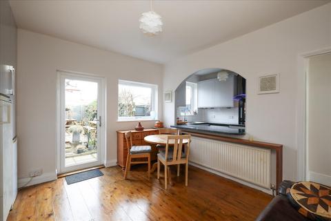 4 bedroom house to rent - Mashie Road, Acton, W3