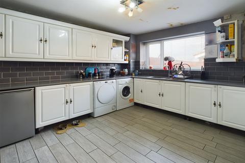 3 bedroom terraced house for sale, Castlewood, Thorntree, Middlesbrough, TS3