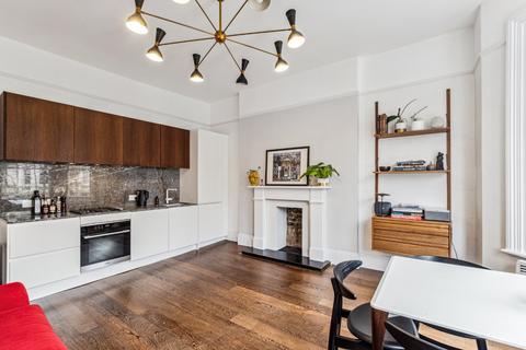 2 bedroom apartment for sale, North Side Wandsworth Common, London, SW18