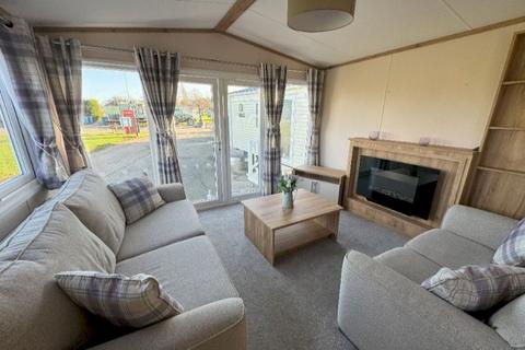 2 bedroom static caravan for sale, Avon Park, , Warwick Road CV37