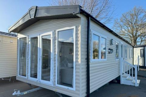 2 bedroom static caravan for sale, Avon Park, , Warwick Road CV37