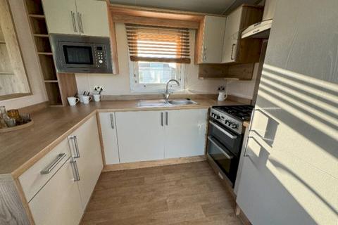 2 bedroom static caravan for sale, Avon Park, , Warwick Road CV37