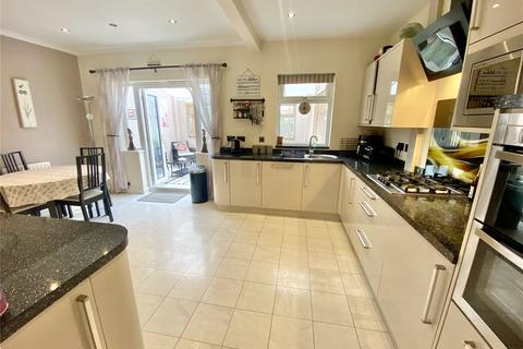 15 Wellington Avenue, Sidcup, DA15 9HG