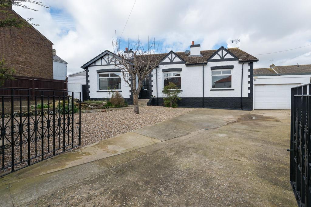 Whitehall Road, Ramsgate, CT12 4 bed detached house for sale £435,000