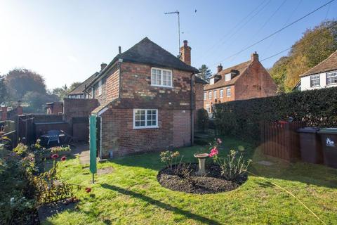 2 bedroom end of terrace house for sale, The Street, Petham, CT4