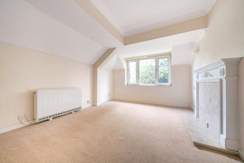 2 bedroom flat for sale, Burpham Lane, Guildford GU4