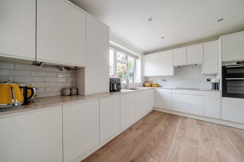 4 bedroom semi-detached house for sale, Burnet Avenue, Guildford GU1