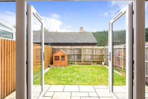 19 Banks Way, Guildford, GU4 7NL
