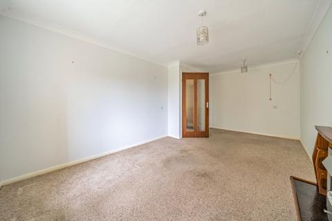 2 bedroom bungalow for sale, Darfield Road, Guildford GU4