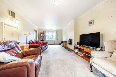 3 Brookside, Jacobs Well, Guildford, GU4 7NS