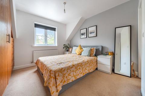 51 Brookside, Jacobs Well, Guildford, GU4 7NS