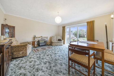 6 Coltsfoot Drive, Guildford, GU1 1YH