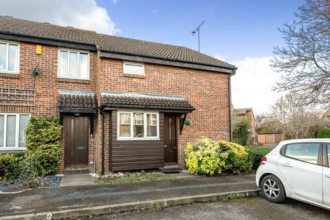 41 Bradfield Close, Guildford, GU4 7YT