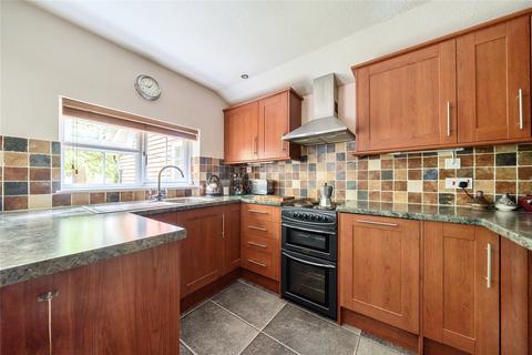 1 bedroom flat for sale, The Moorings, Surrey GU26