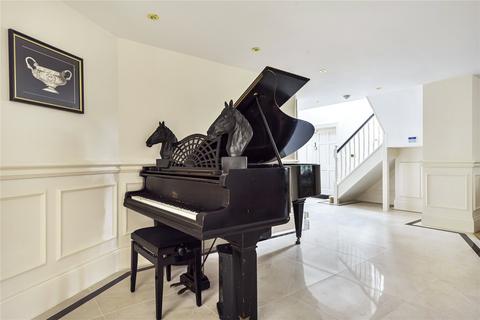27 Tudor Close, Grayshott, Hindhead, GU26 6HP