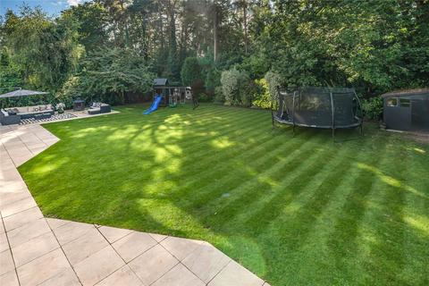 27 Tudor Close, Grayshott, Hindhead, GU26 6HP